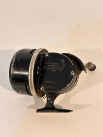 Vintage fishing reel Shakespeare wondercast # 1779 broken heel