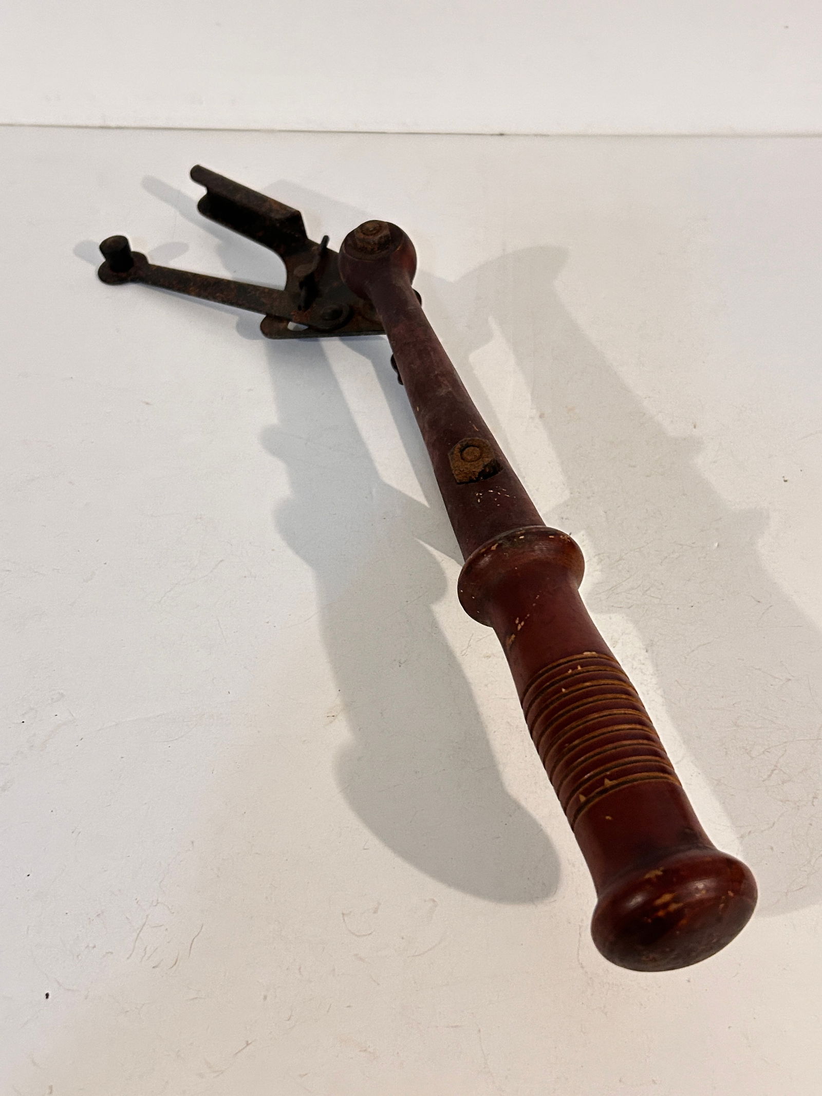 Vintage Remington Automatic Hand Trap Clay Target Pigeon Skeet Wooden Thrower (1 of 3)