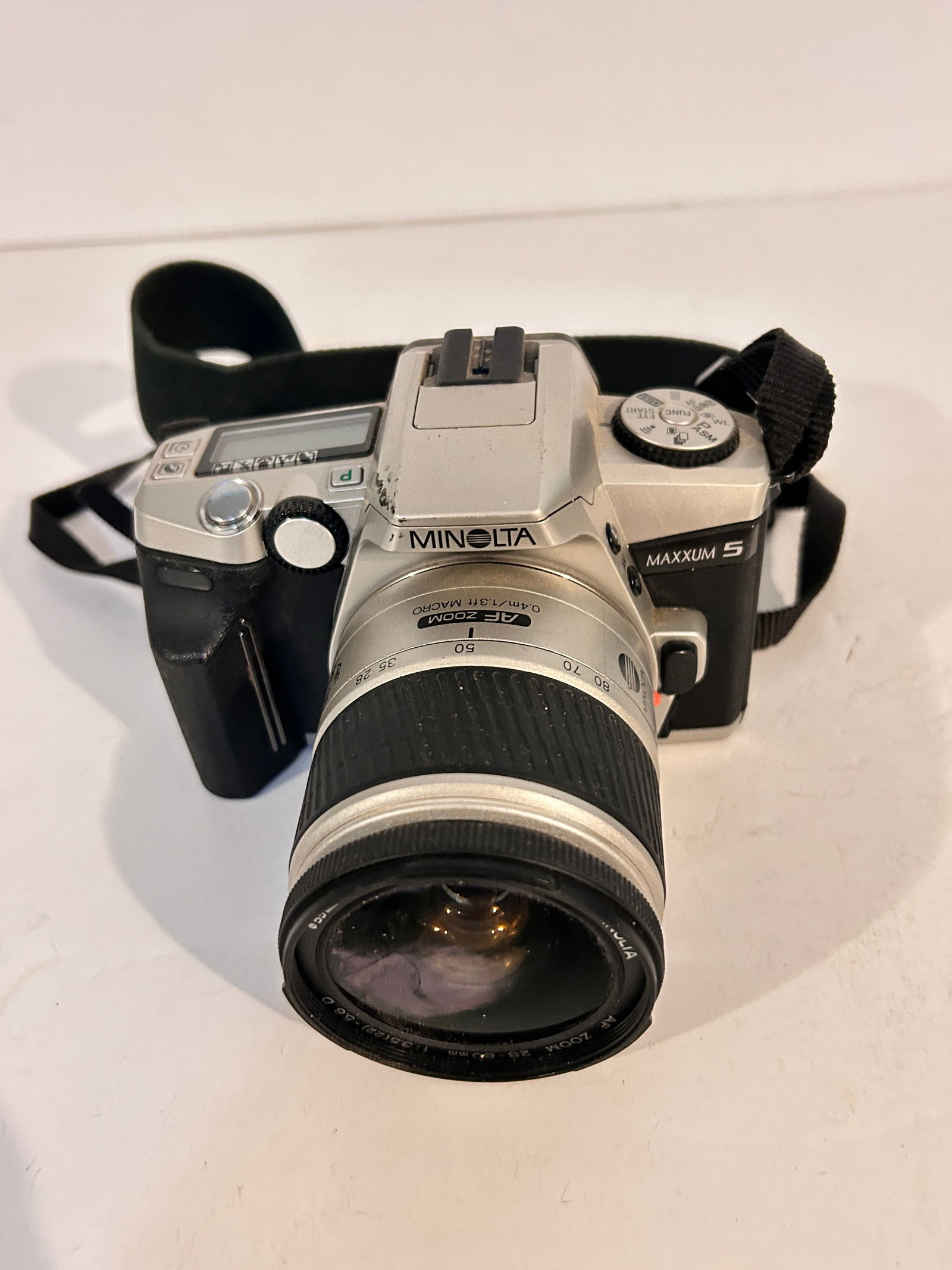 Minolta Maxxum 5 35mm Film Camera w/ Minolta 28-80mm Lens Tested Working (1 of 4)