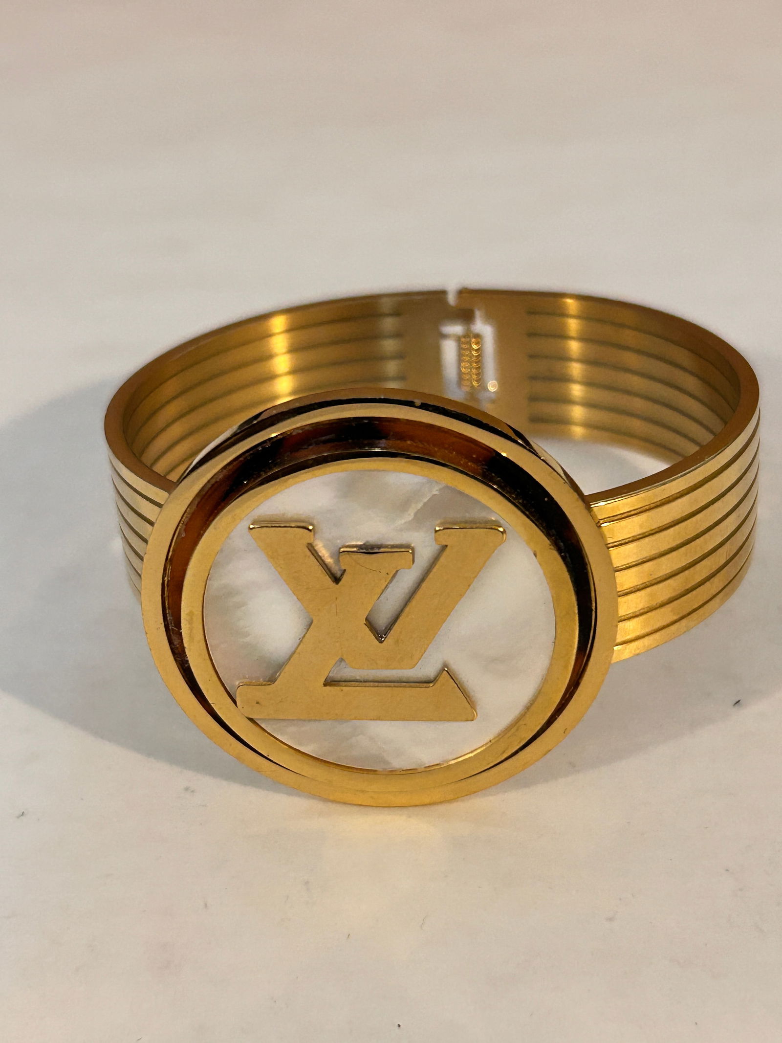 Vintage Louis Vuitton Unmarked Unauthenticated Bracelet hinged sz 8" (1 of 4)