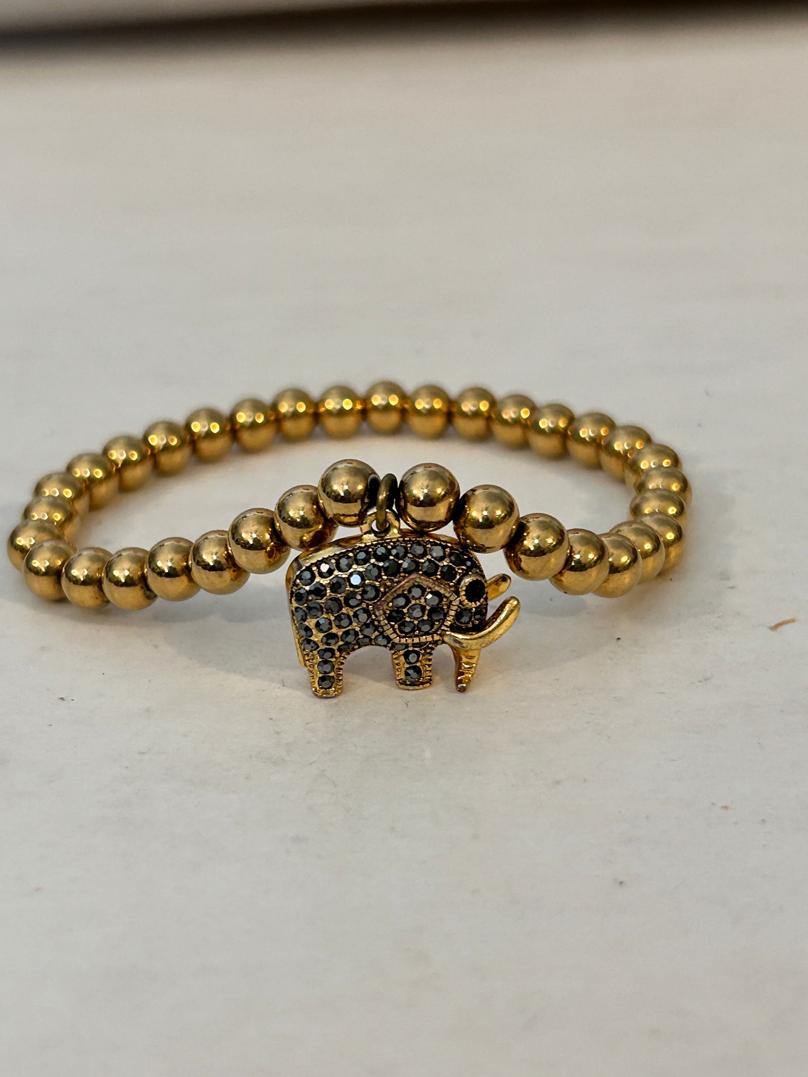 Vintage gold beaded Elephant rhinestone stretch Bracelet sz 8" (1 of 3)