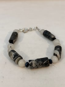 Vintage Tourmaline beaded Bracelet sz 8"