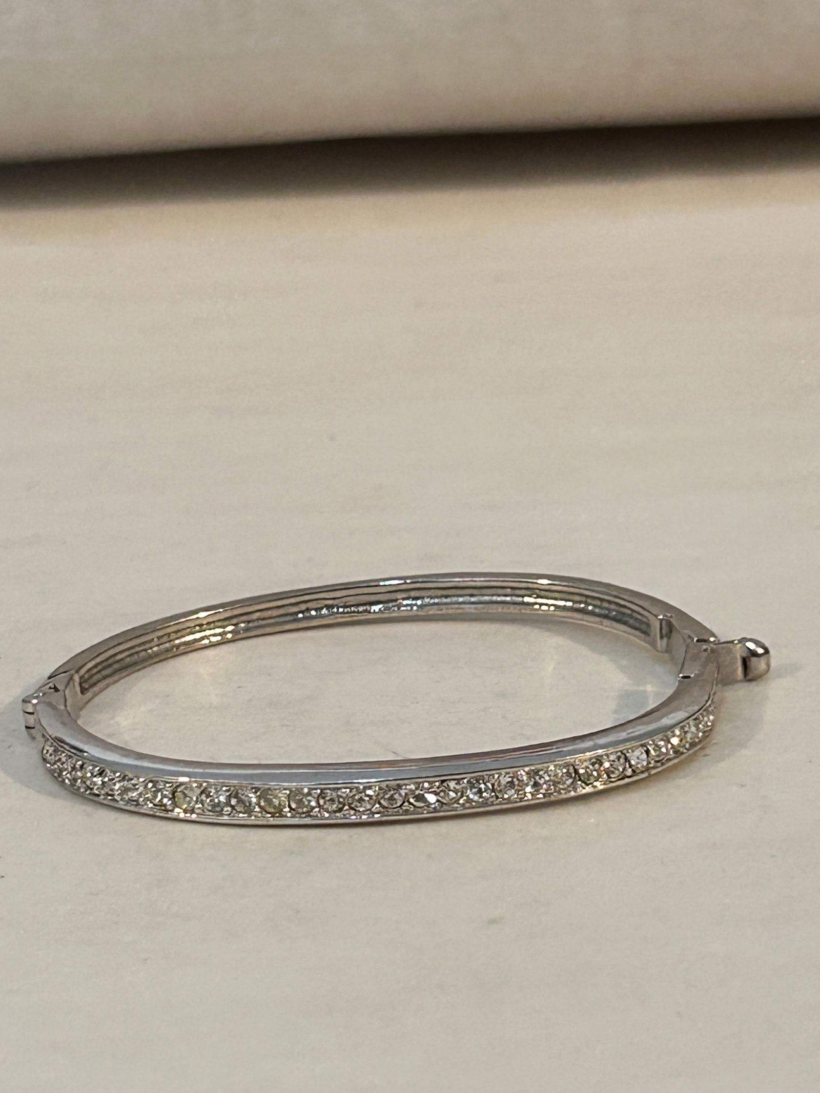 Vintage silver tone rhinestone Bracelet sz 7" (1 of 4)