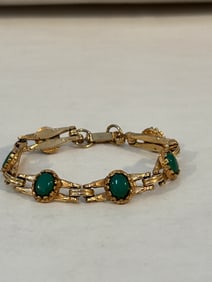 Vintage gold tone green stone Bracelet sz 6"