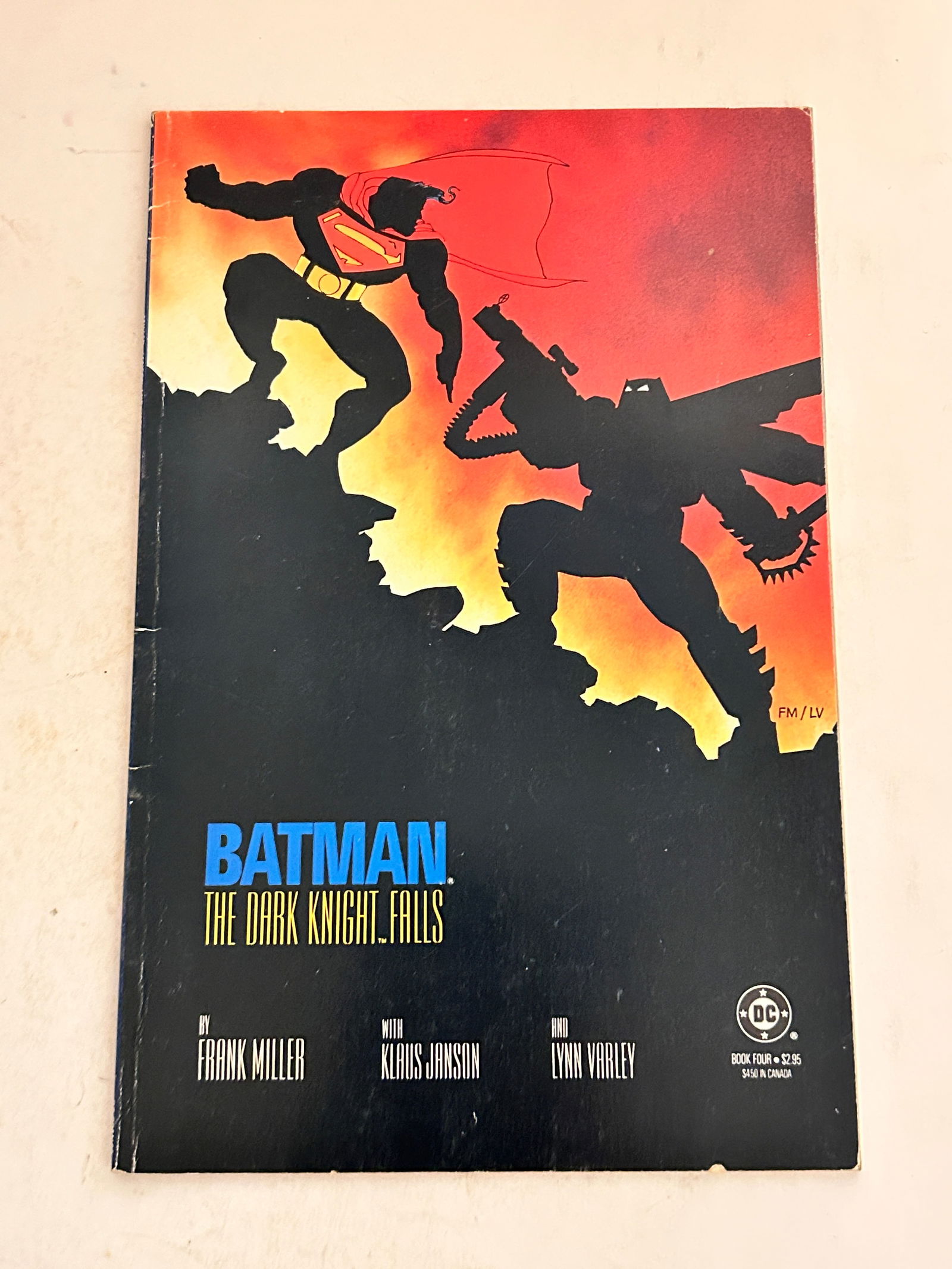 Vintage Comic Book Batman the dark knight falls book # 4 (1 of 2)