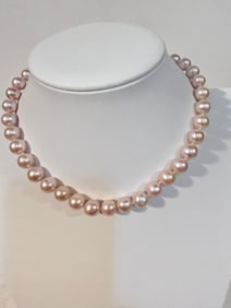 World Wide Imports VVV Pink/Mauve Pearl Necklace 15" Sterling clasp