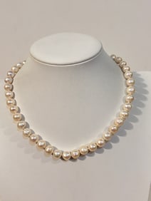 World Wide Imports VVV White Pearl Necklace 17" Sterling clasp