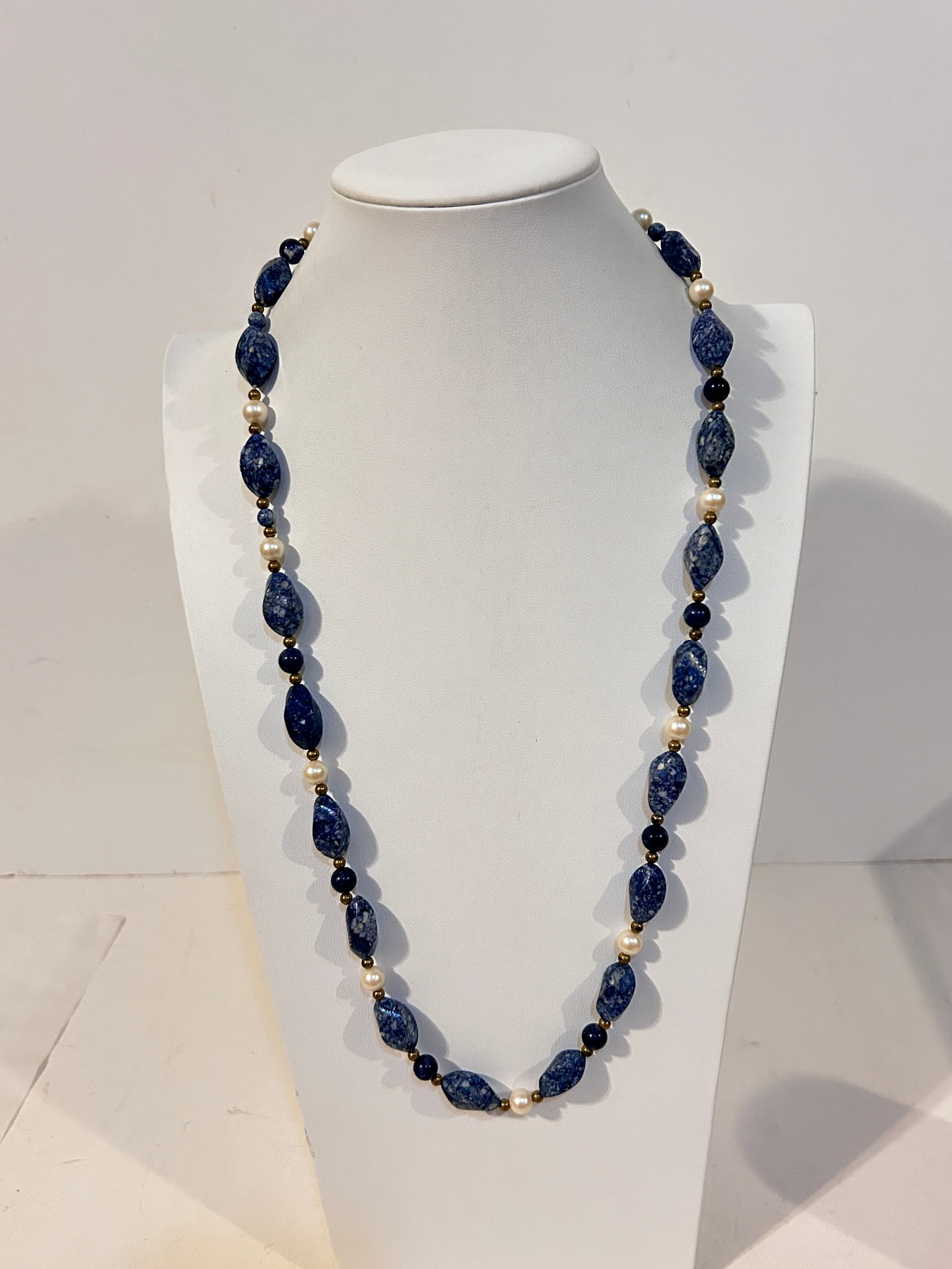 Vintage blue Tourmaline beaded pearl sterling Necklace 28": Vintage blue Tourmaline beaded pearl sterling Necklace 28" Please view all photos as they are part of the description and condition of this Item, Feel free to contact me with questions or picture requ