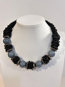 Vintage large blue bead Necklace 15"