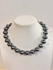 Vintage large bead heavy 14" Necklace