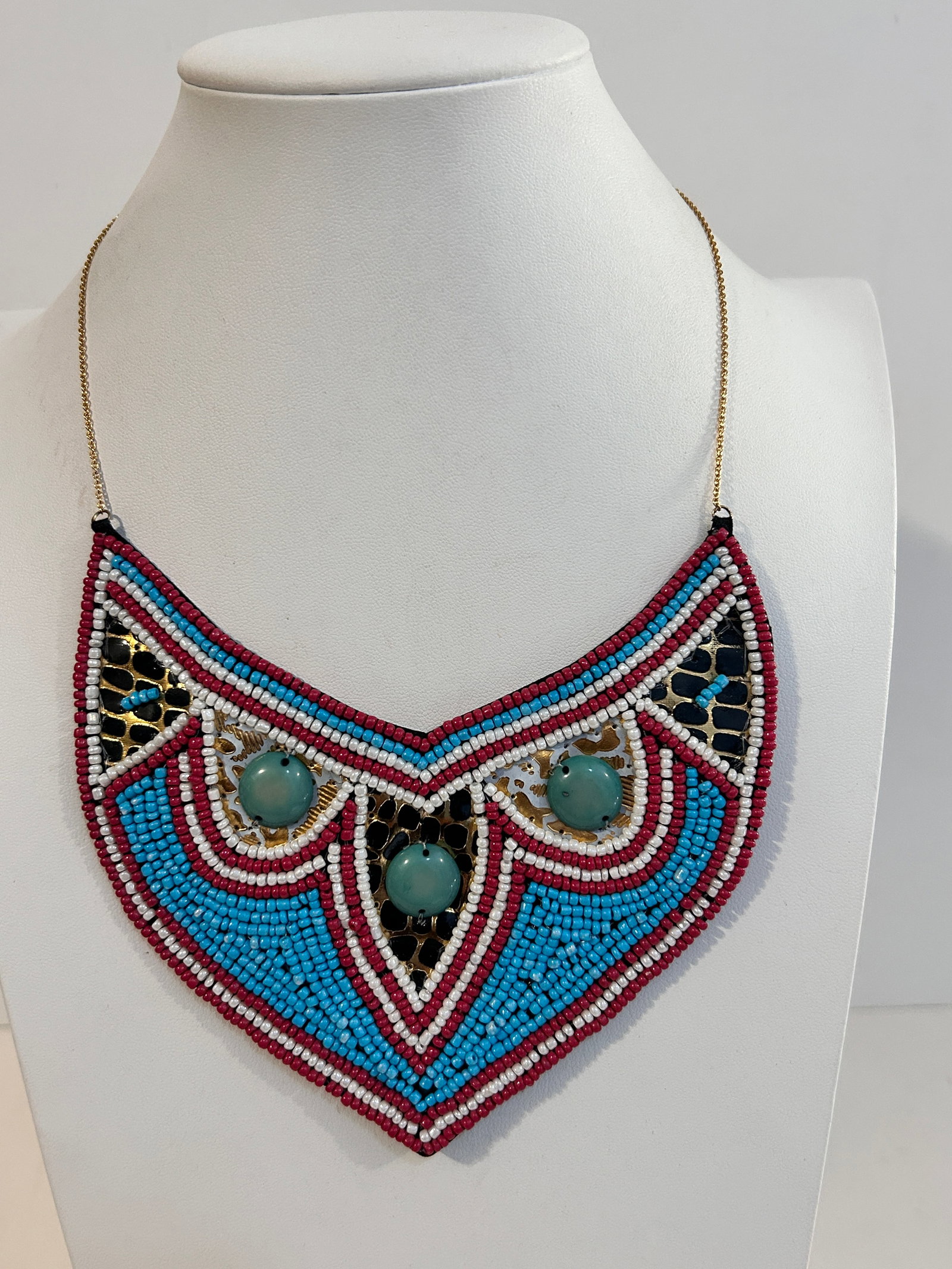 Vintage mini bead chest plate Necklace 12": Vintage mini bead chest plate Necklace 12" Please view all photos as they are part of the description and condition of this Item, Feel free to contact me with questions or picture requests! Used Item 