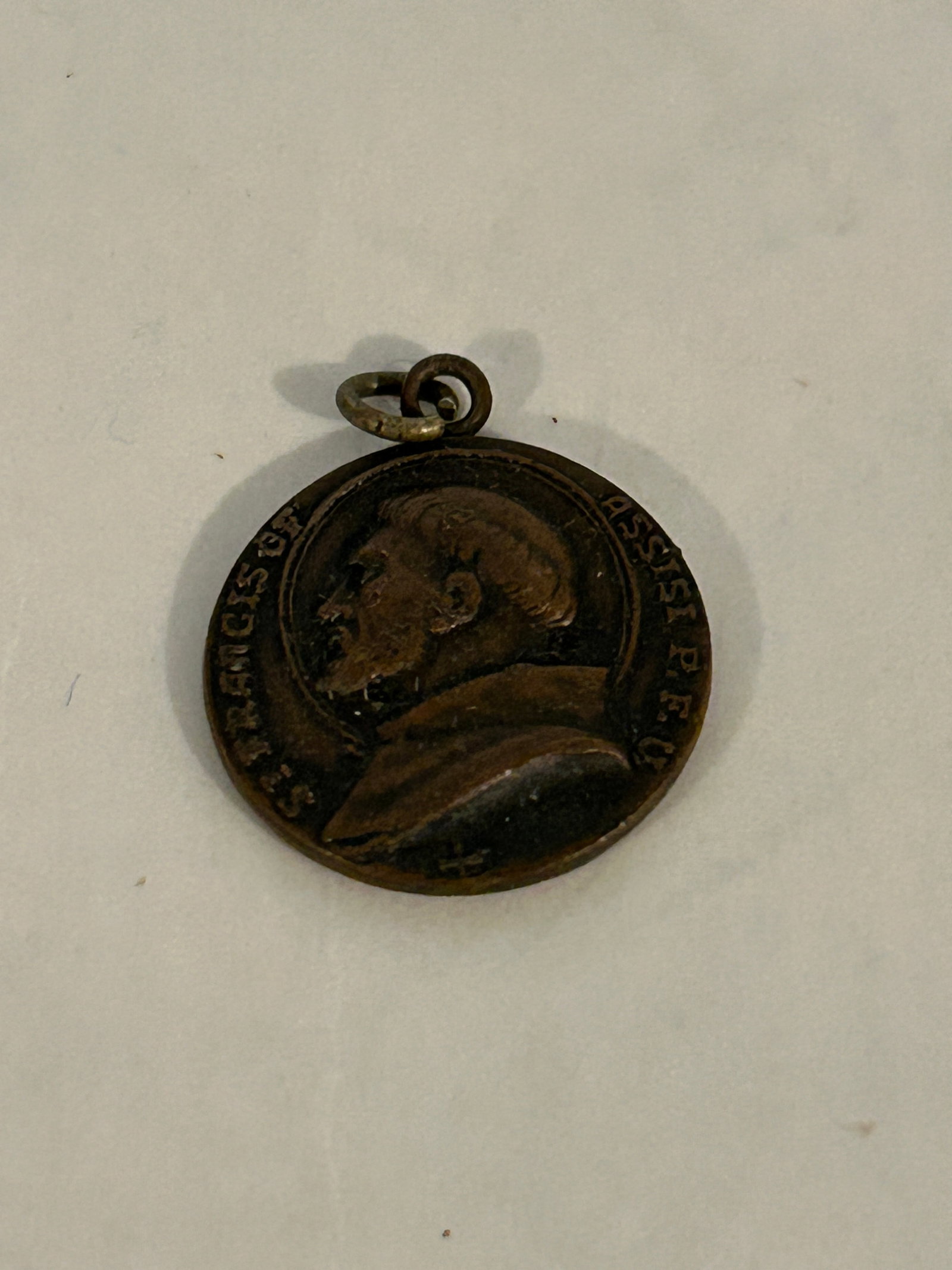 Antique Saint Anthony Guard Medal pendant: Antique Saint Anthony Guard Medal pendant Please view all photos as they are part of the description and condition of this Item, Feel free to contact me with questions or picture requests! Used Item A