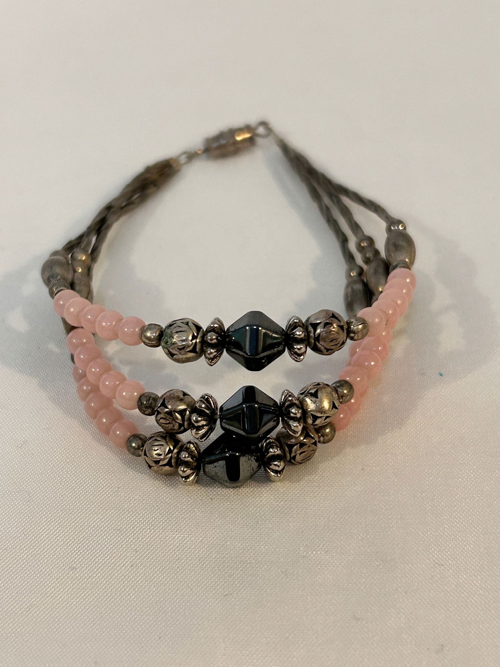 Vintage beaded Hematite pink Bracelet 8" (1 of 4)