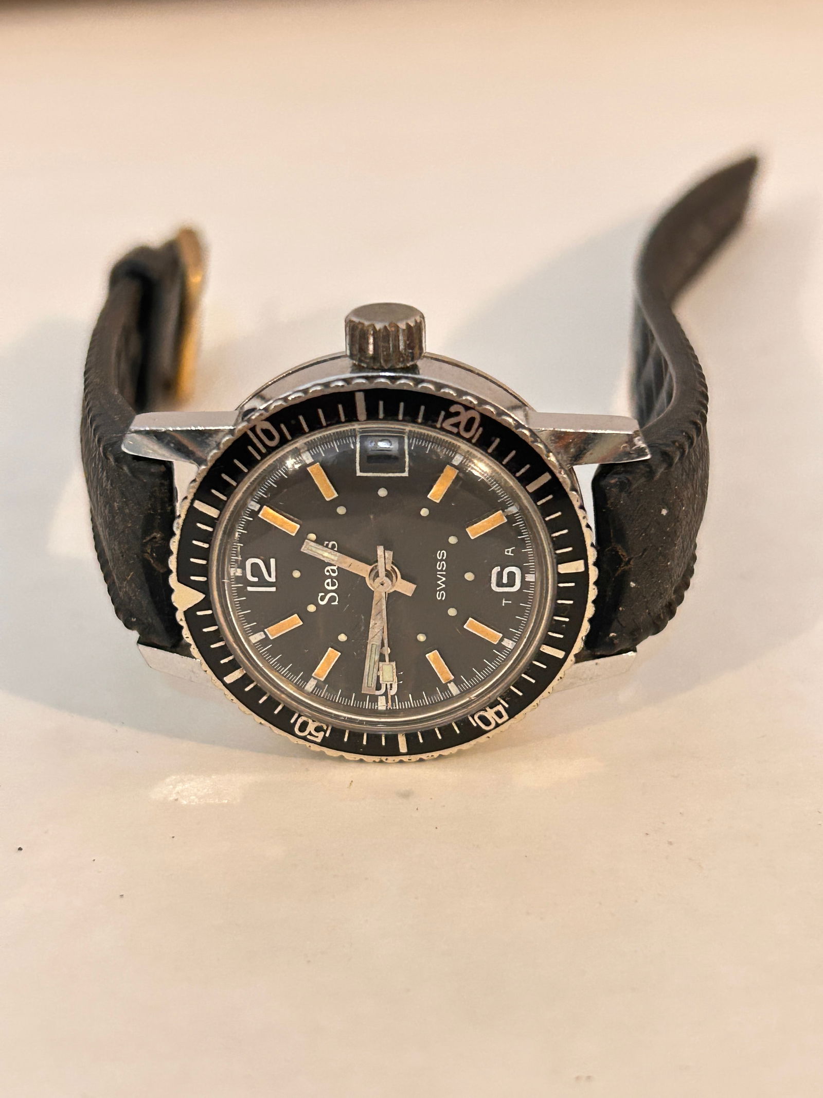 RARE Swiss Sears Manual Wind Divers Watch, Rotating Bezel, Date working (1 of 4)
