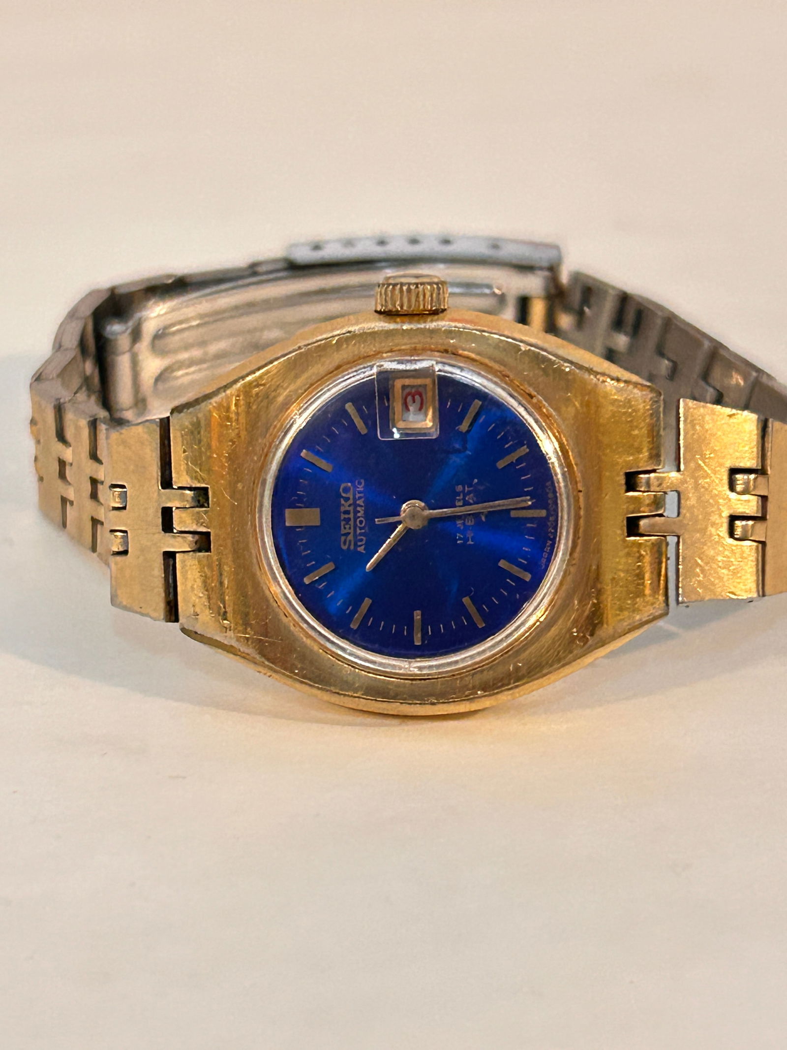 Vintage Seiko Hi Beat Watch Automatic 2205 Women Very Rare 1970s (1 of 4)