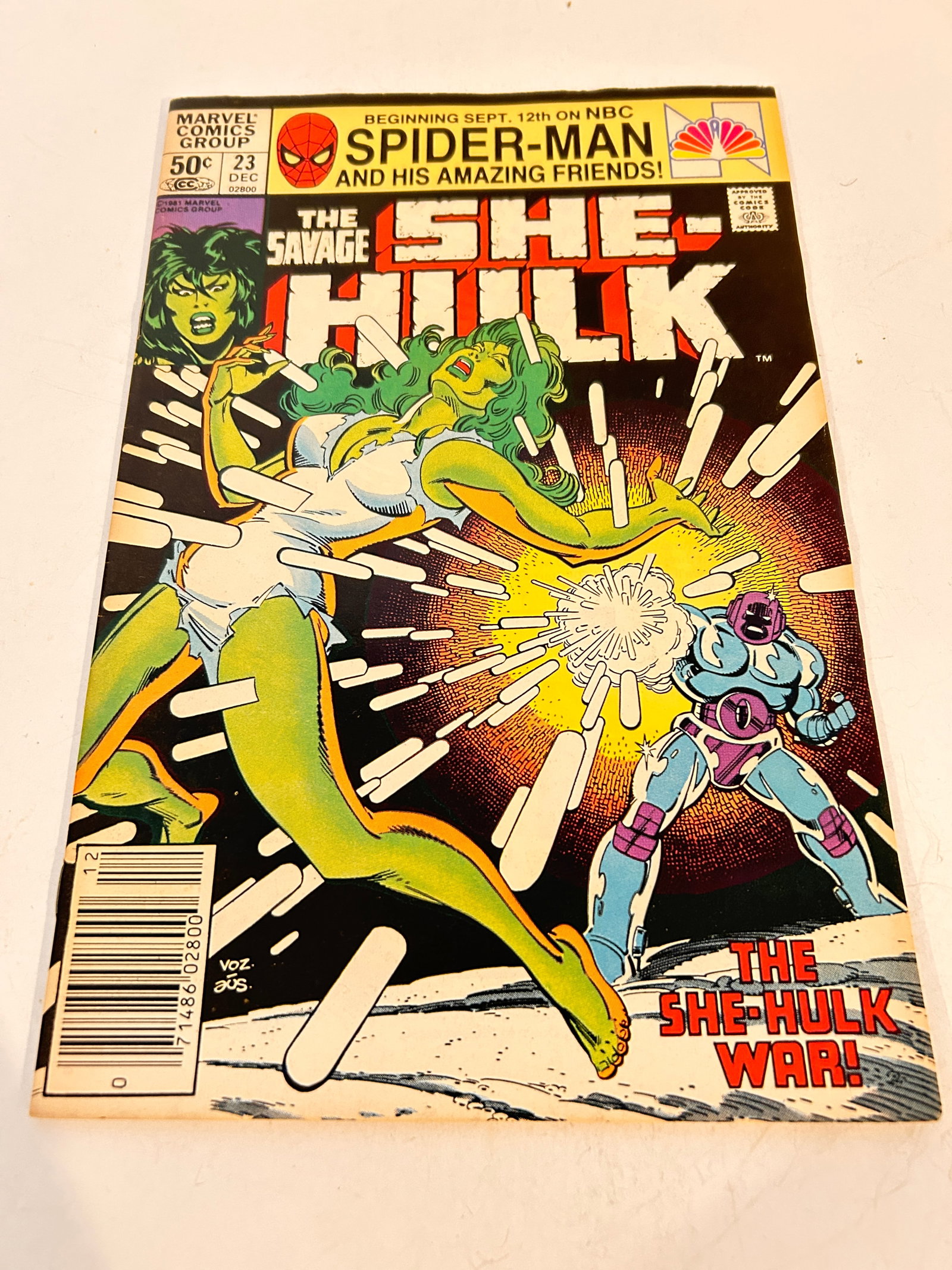 Vintage Comic book the Savage She Hulk # 23: Vintage Comic book the Savage She Hulk # 23 Please view all photos as they are part of the description and condition of this Item, Feel free to contact me with questions or picture requests! Used Item