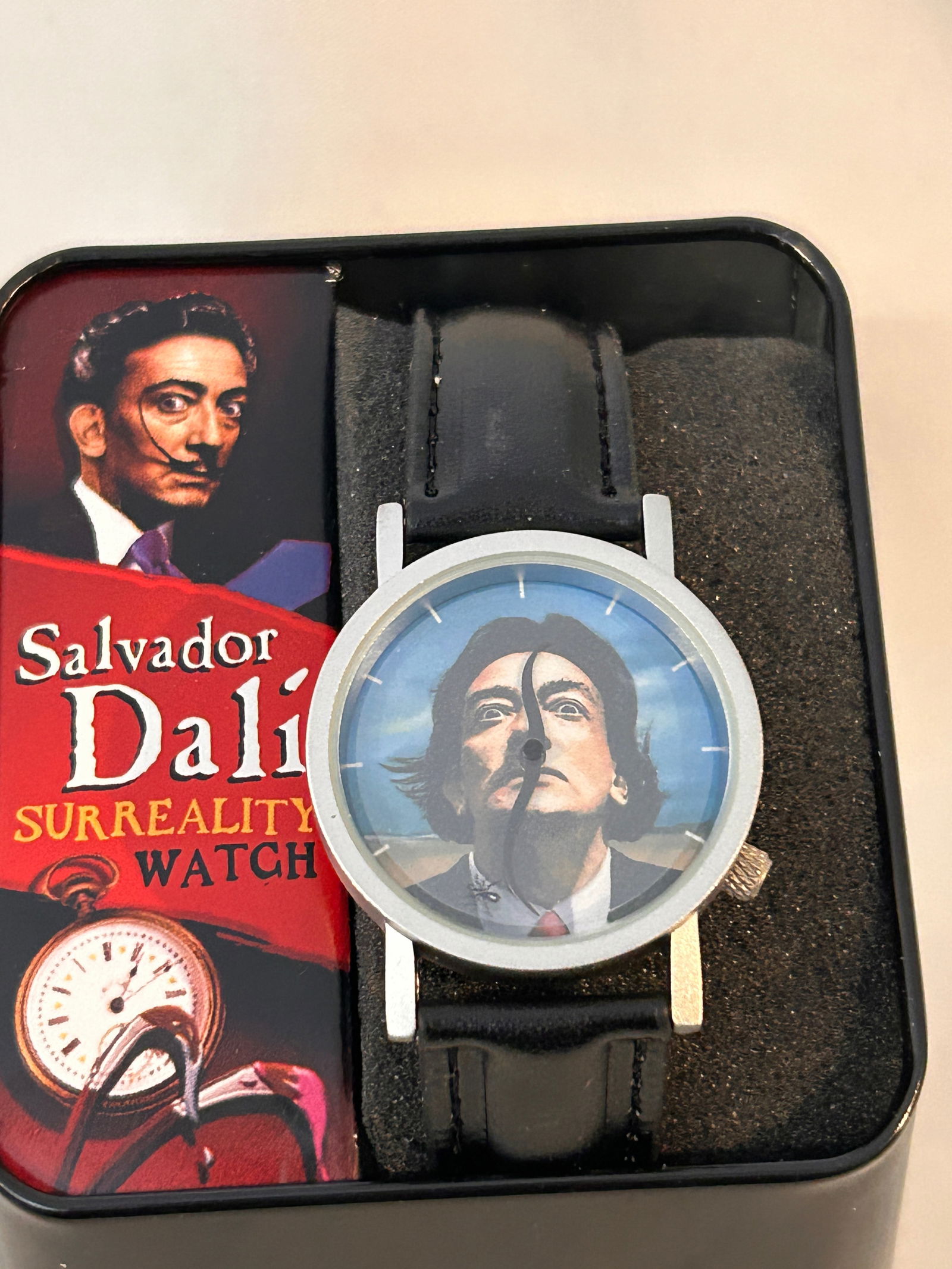 Vintage Tempest Fugit Salvador Dali New working Watch