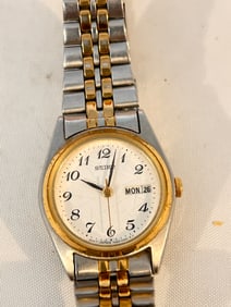 Vintage Seiko ladies quartz working  Watch 3N0036-7N88-0011