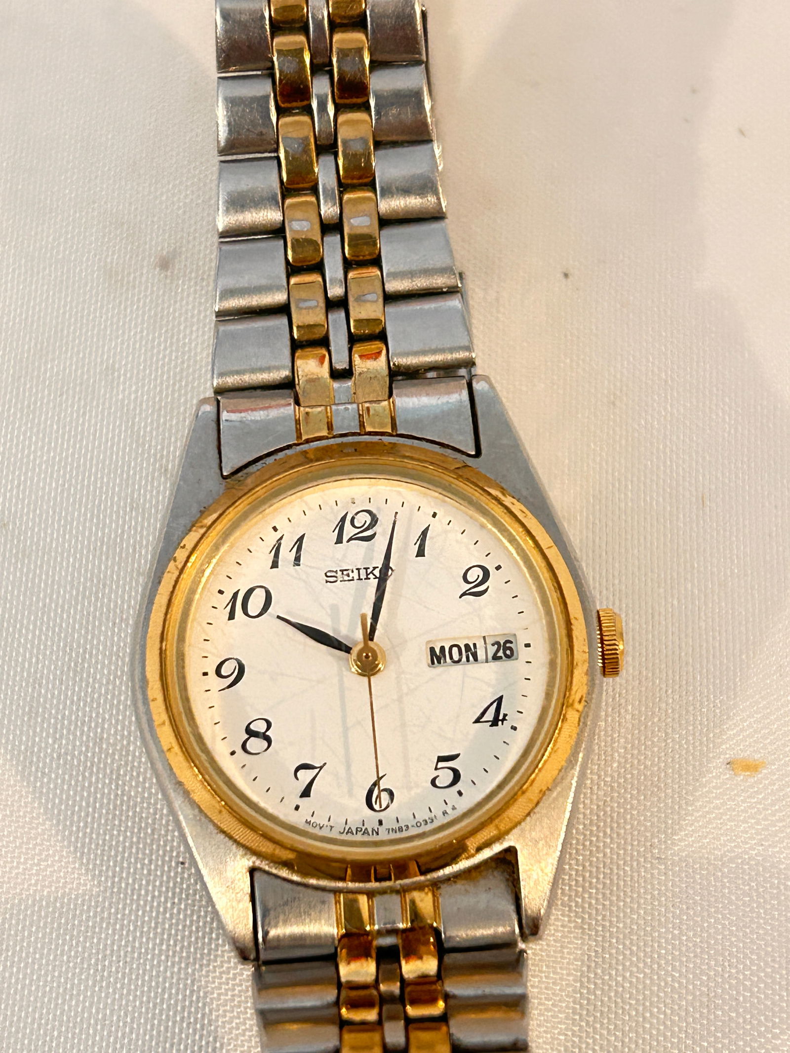 Vintage Seiko ladies quartz working Watch 3N0036-7N88-0011: Vintage Seiko ladies quartz working Watch 3N0036-7N88-0011 Please view all photos as they are part of the description and condition of this Item, Feel free to contact me with questions or picture requ