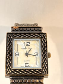 Vintage Alberto Fioro mother of pearl working quartz bracelet Watch AG8836-02-LH