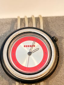 Vintage Floats quartz working red ring Watch
