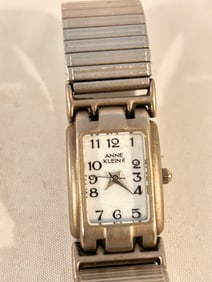 Vintage Anne Klien II working quartz Watch 10/2293-5