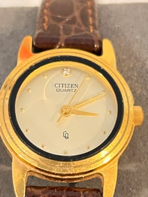 Vintage Citizen quartz gold tone Working Watch 6031