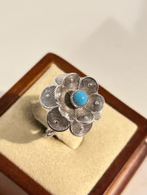 Correction Vintage Non Sterling Silver filigree Sarah Cov Ring sz 7