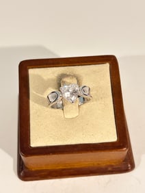 Vintage Sterling Silver CZ Ring sz 7