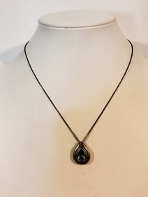 Vintage Sterling Silver Topaz pendant Necklace 16"