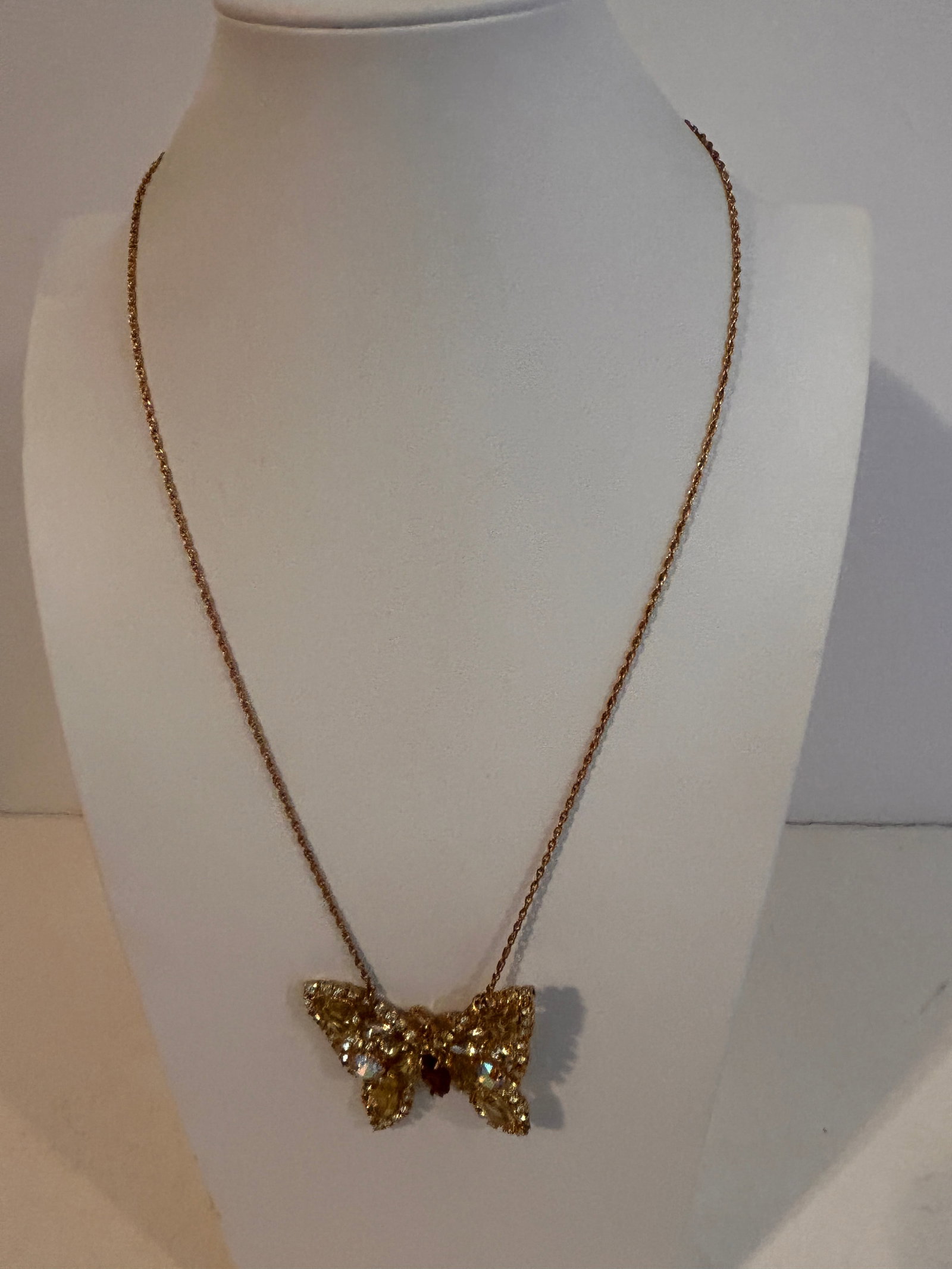 Vintage Weiss butterfly rhinestone pendant gold filled Necklace 24": Vintage Weiss butterfly rhinestone pendant gold filled Necklace 24" Please view all photos as they are part of the description and condition of this Item, Feel free to contact me with questions or pic