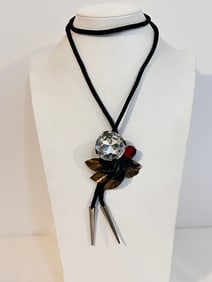 Vintage large Bolo Tie Necklace 26"