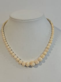 Vintage white beaded  Necklace 14"