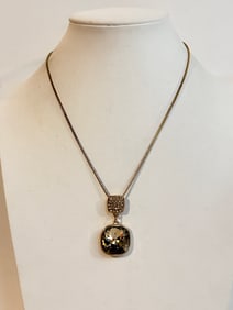 Vintage Rhinestone pendant Necklace 18"