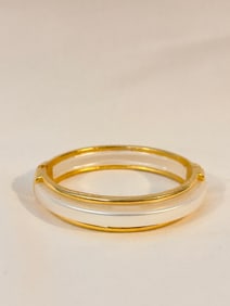 Vintage white acrylic hinged Bracelet 7"