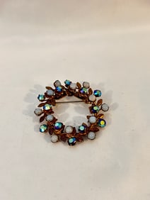 Vintage rhinestone wreath Brooch