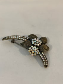Vintage Rhinestone flower Brooch