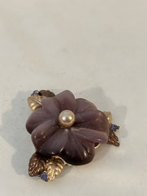 Vintage heavy acrylic flower Brooch