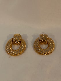 Vintage Goldtone Pierced Earrings