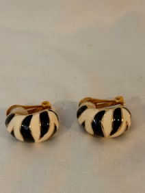 Kenneth Jay Lane KJL zebra Earrings