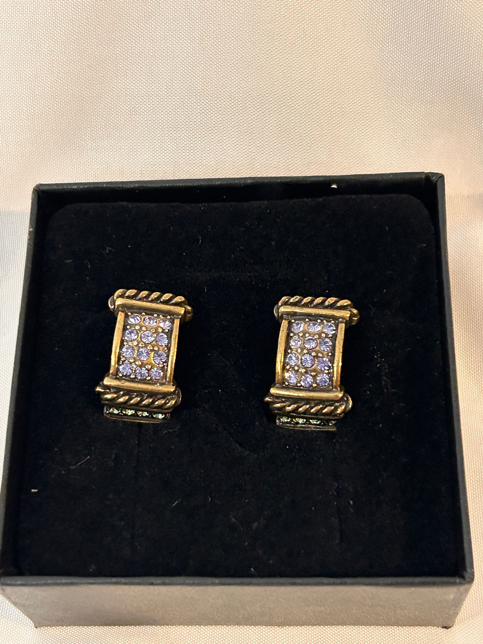Heidi Daus Clipon swarovski crystal earrings (1 of 4)