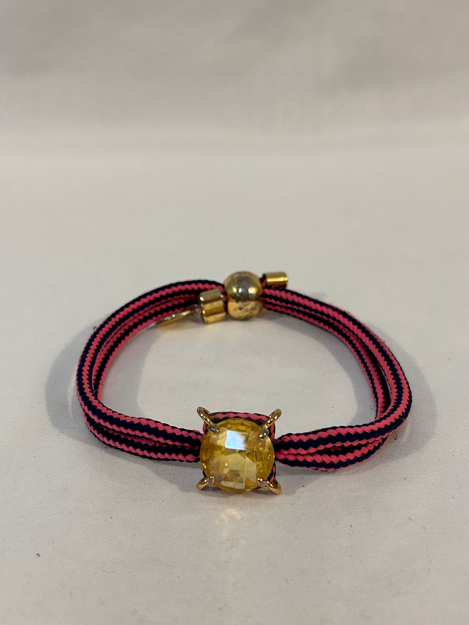 Vintage Ajustable large rhinestone Bracelet 8" (1 of 4)