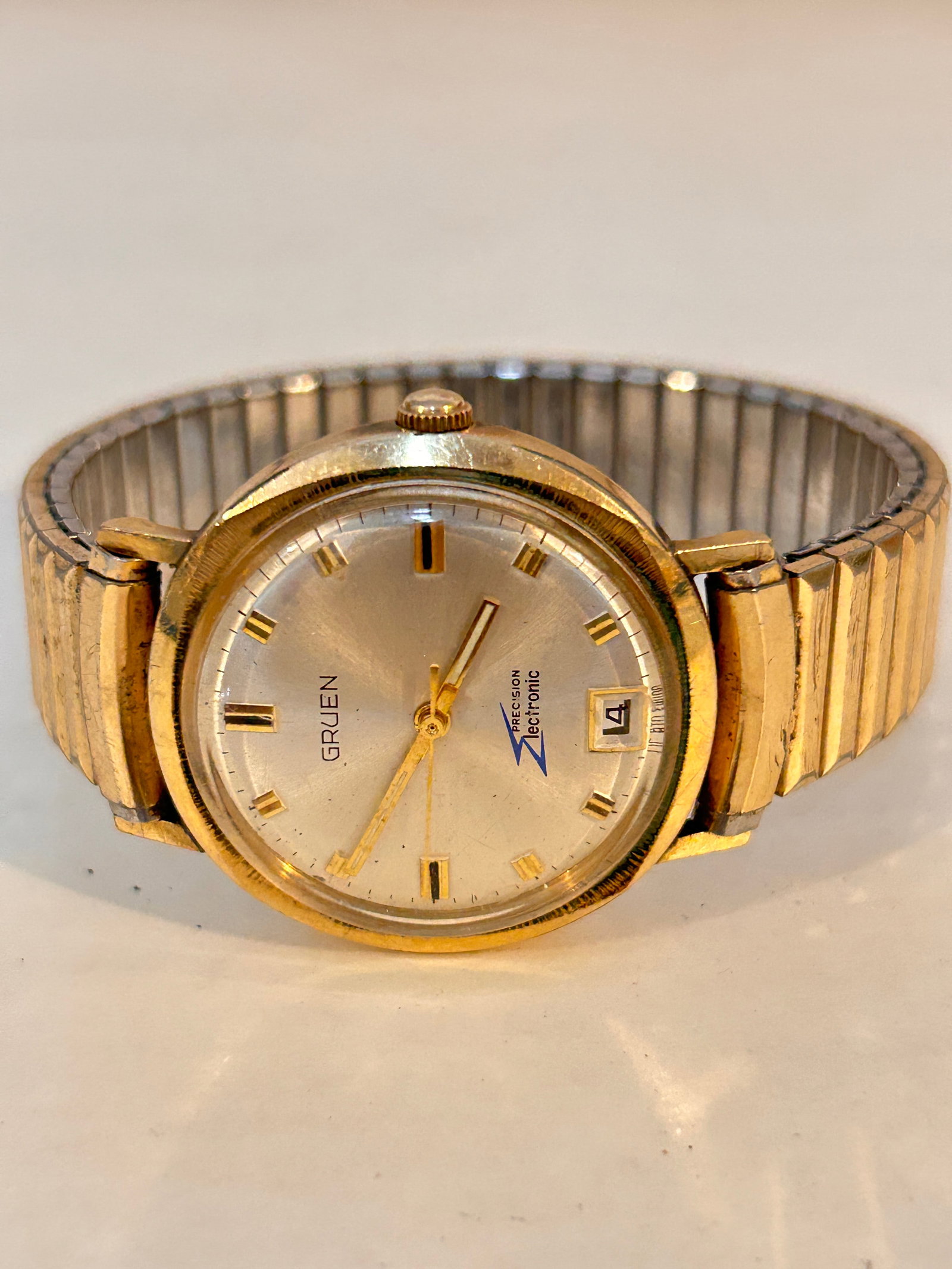 Vintage Gruen Mens Watch Precision Electronic working great!!! (1 of 4)