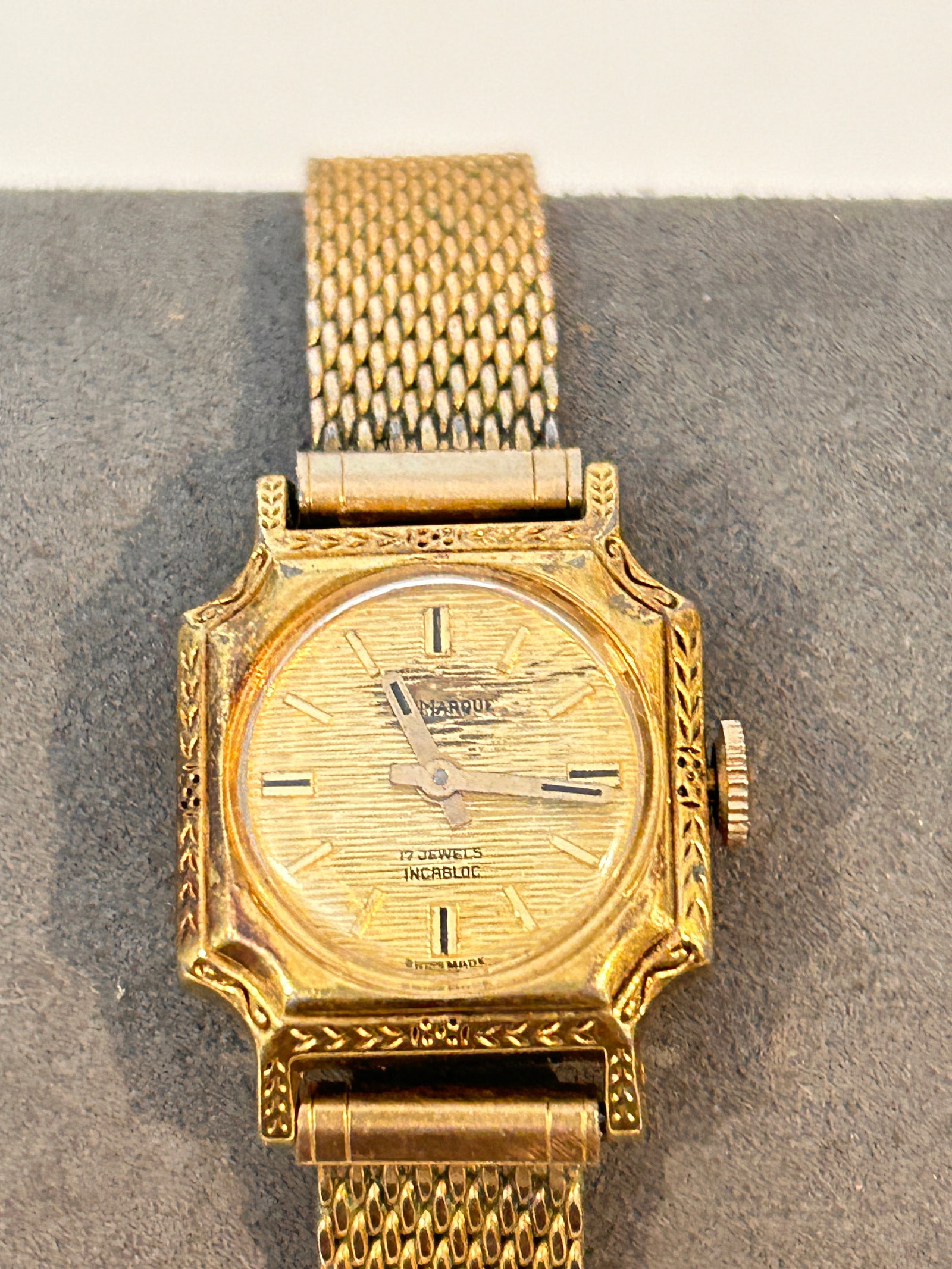 Vintage La Marque manual working wind up watch swiss: Vintage La Marque manual working wind up watch swiss Please view all photos as they are part of the description and condition of this Item, Feel free to contact me with questions or picture requests! 