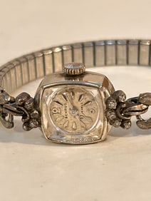 Vintage Benrus 23 jewels Ladies 10k gold filled working Watch Mechanical Wind Up