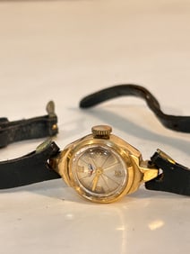 Vintage Benrus 20 Micron Gold working Electro Plate Watch needs band