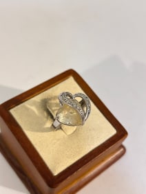 Vintage Sterling Silver CZ Ring sz 7