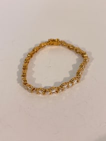 Vintage gold tone rhinestone Bracelet 7"