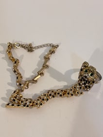 Vintage rhinestone ring cat Bracelet 7"