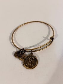 Alex and Ani Vintage Stretch Bracelet Signed 7"